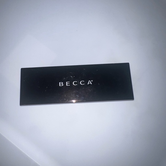 becca eyeshadow - Picture 4 of 4